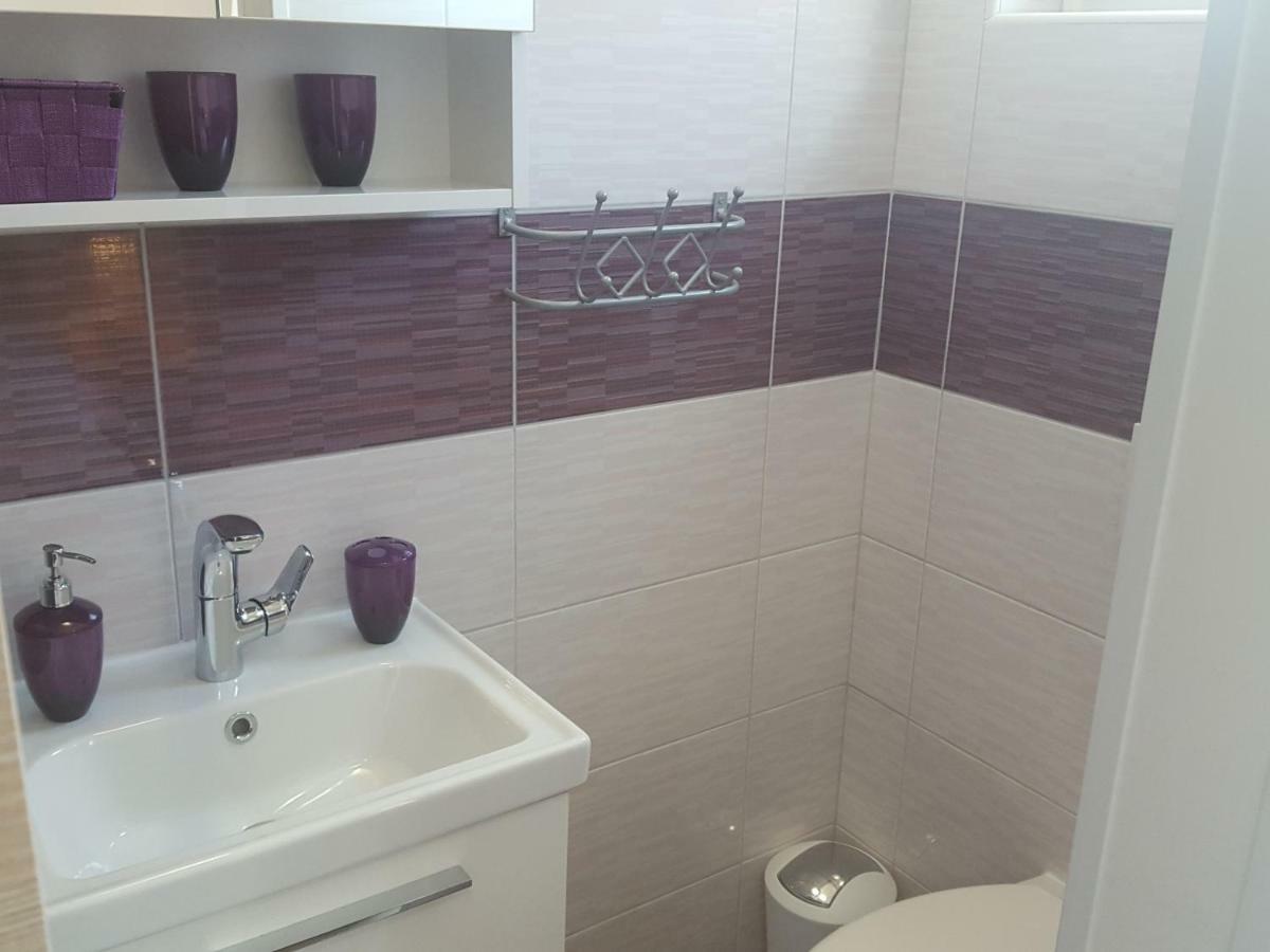 Apartmani Slavica Rab Town Zewnętrze zdjęcie