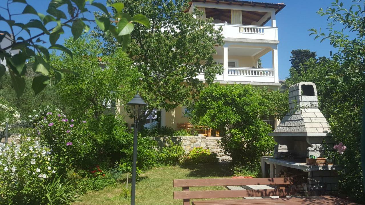 Apartmani Slavica Rab Town Zewnętrze zdjęcie