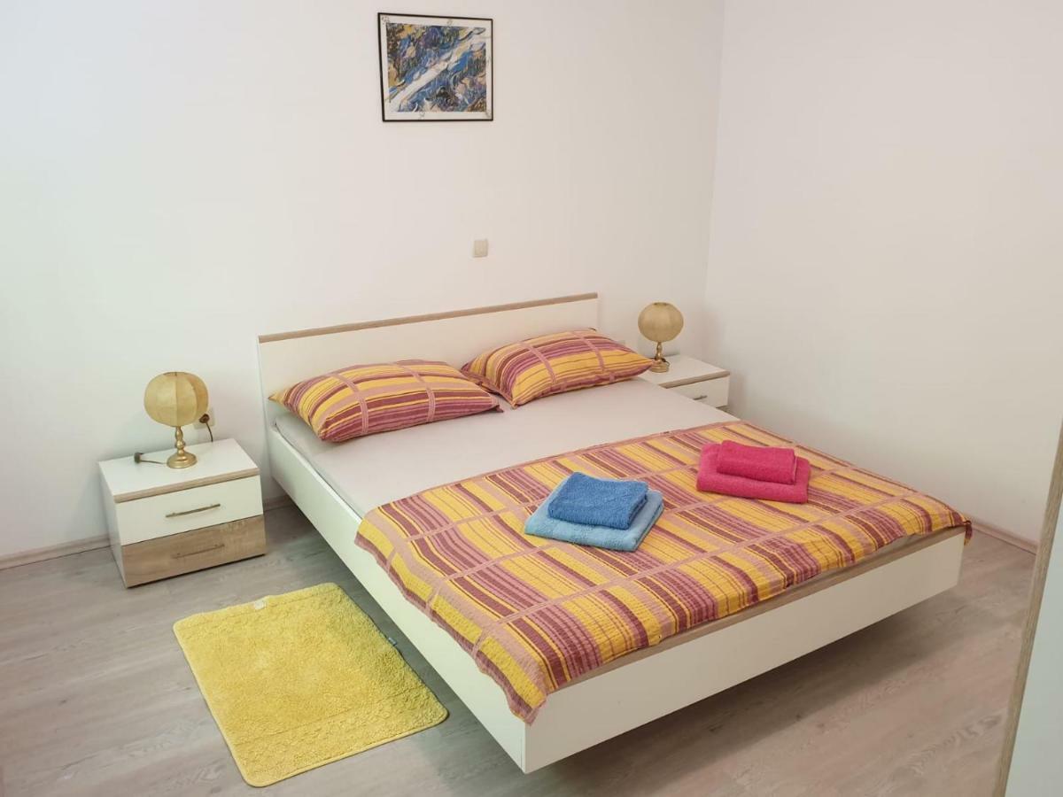 Apartmani Slavica Rab Town Zewnętrze zdjęcie