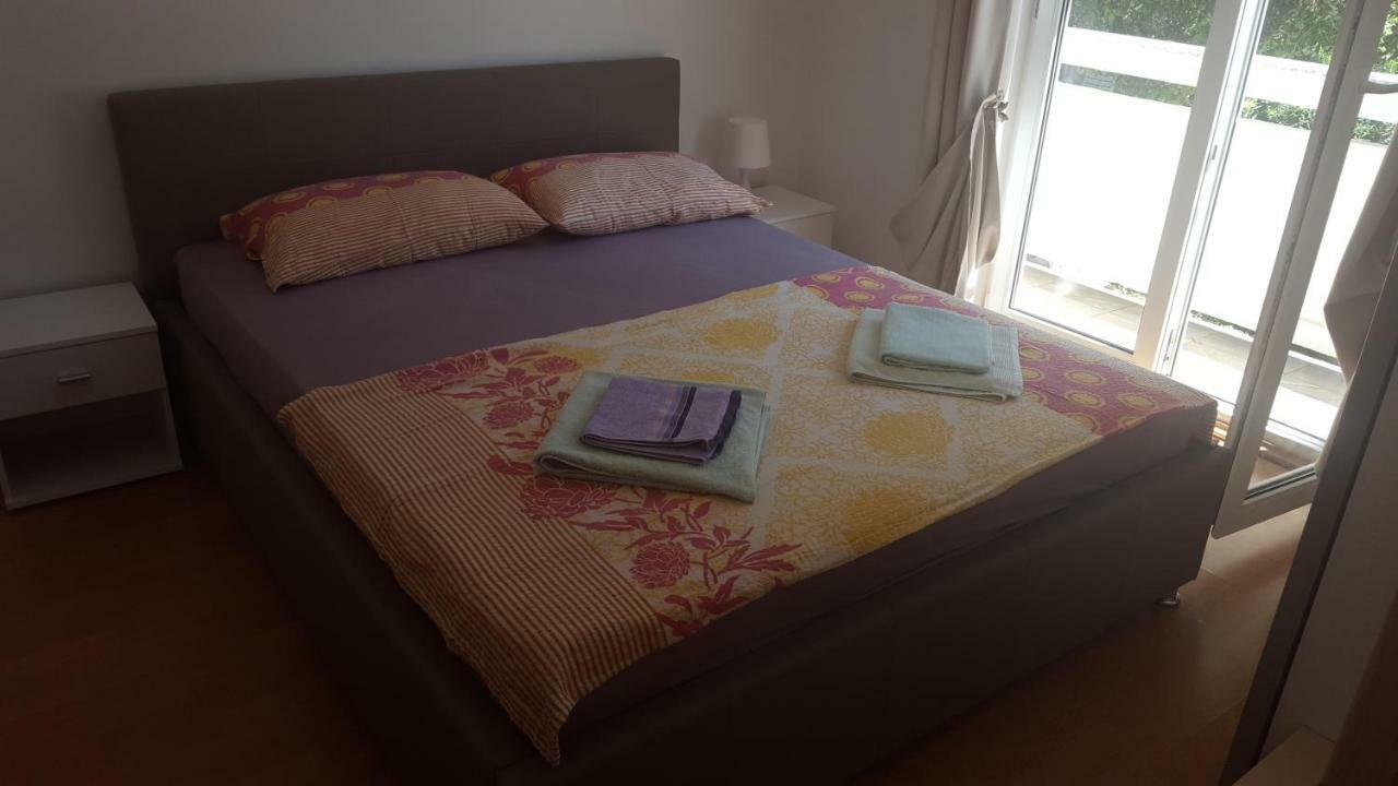 Apartmani Slavica Rab Town Zewnętrze zdjęcie