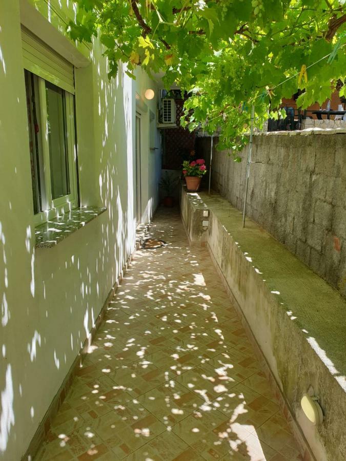 Apartmani Slavica Rab Town Zewnętrze zdjęcie