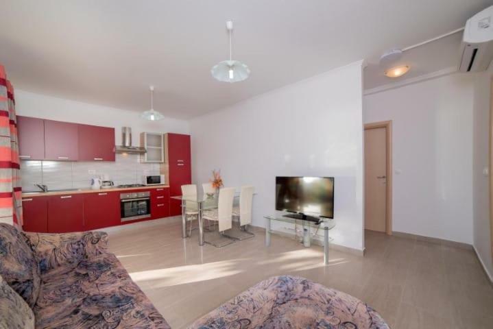 Apartmani Slavica Rab Town Zewnętrze zdjęcie